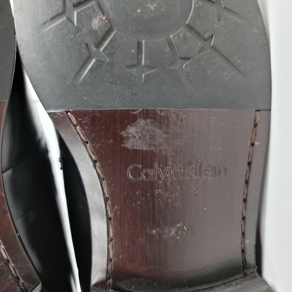 Calvin Klein slip on leather dress shoe - Picture 4 of 9